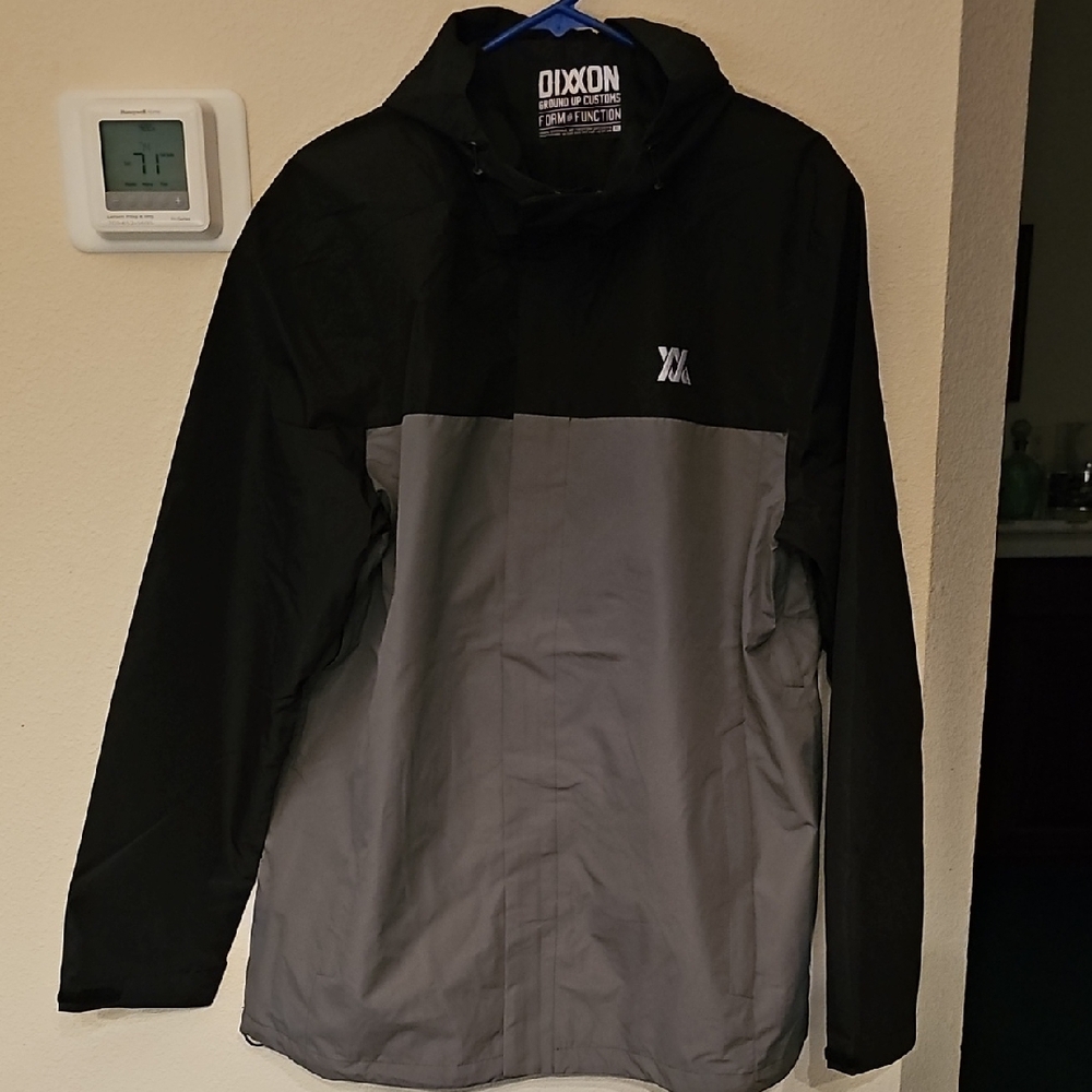 DIXXON Black and Gray Windbreaker Sporty Lightweight Jacket